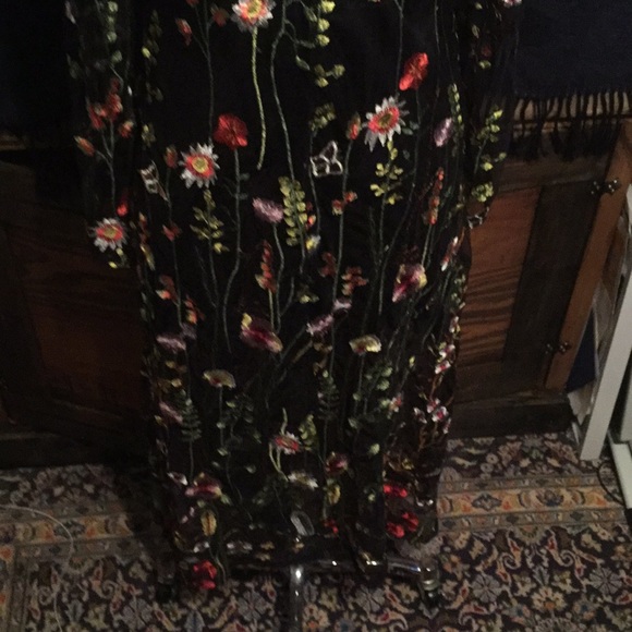 She + Sky Floral Embroidered Dress, Size L - Picture 4 of 8